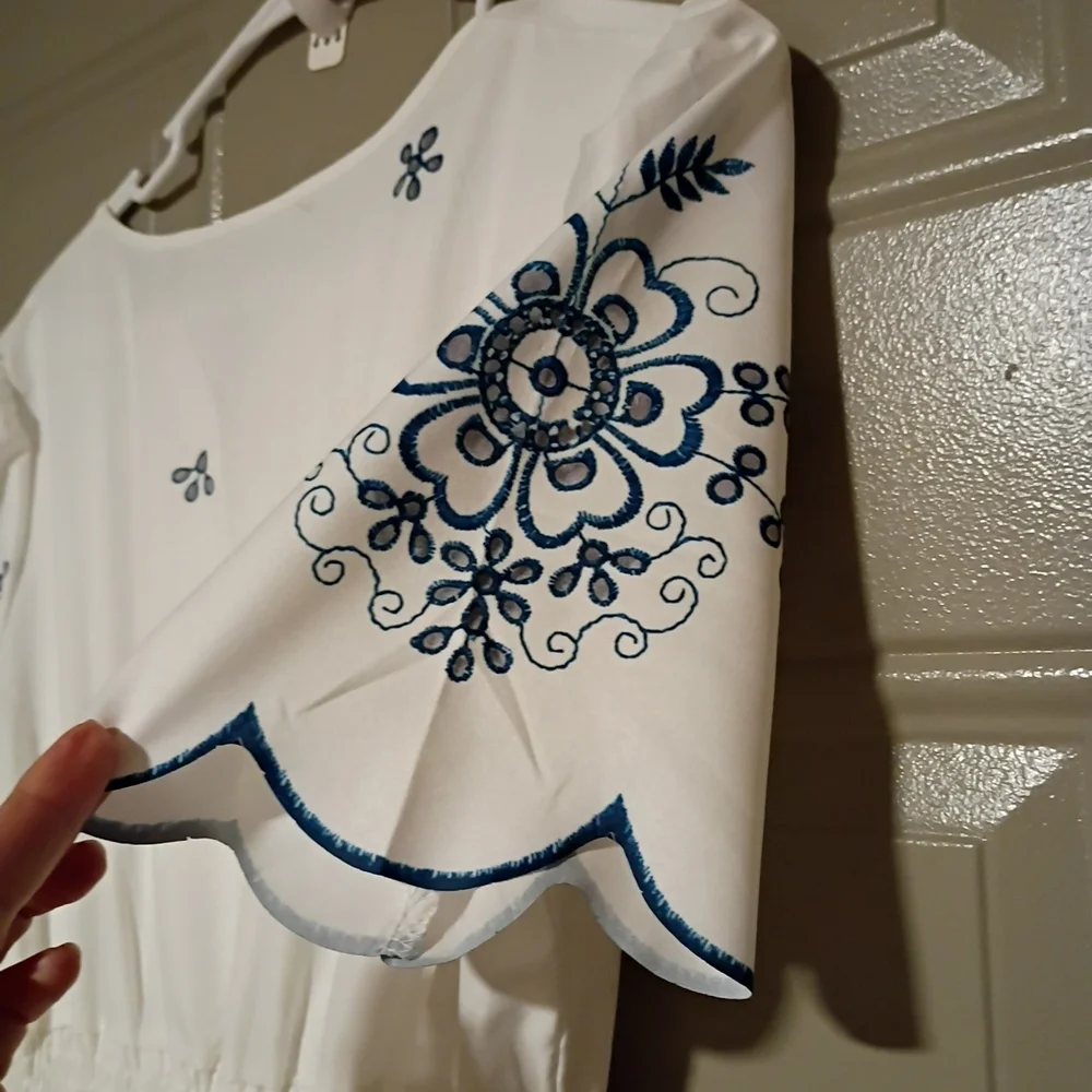 Anthropologie Elegant White and Blue Embroidered Dress Size L - Picture 7 of 10